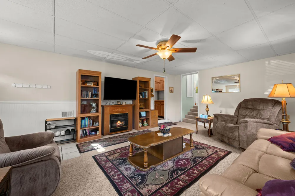 1864 Greenly Avenue Benton Harbor, MI 49022