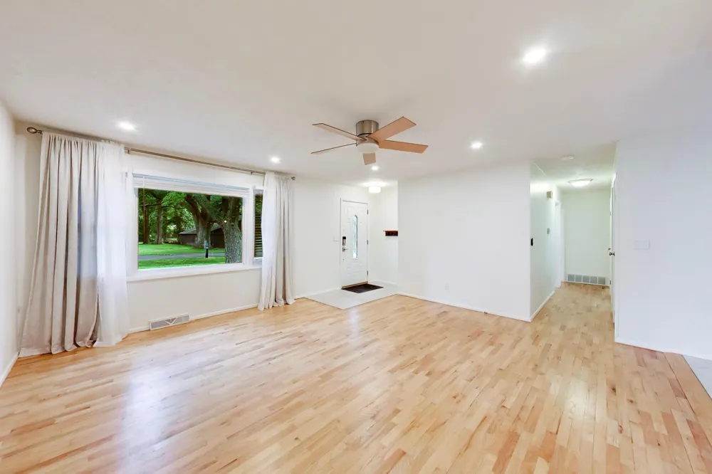 1342 Maiden Lane St. Joseph, MI 49085