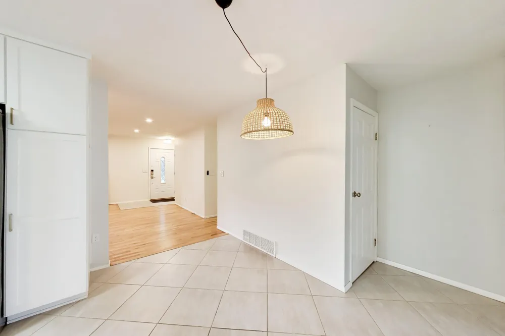 1342 Maiden Lane St. Joseph, MI 49085