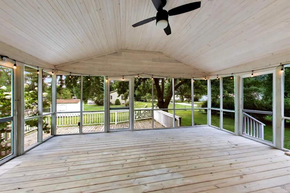 1342 Maiden Lane St. Joseph, MI 49085