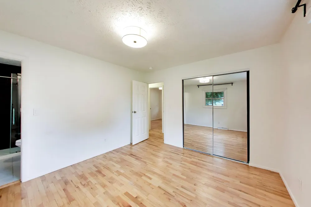 1342 Maiden Lane St. Joseph, MI 49085