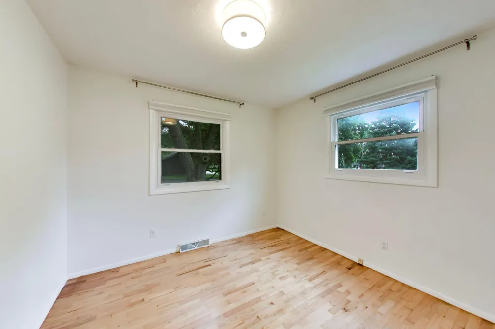 1342 Maiden Lane St. Joseph, MI 49085