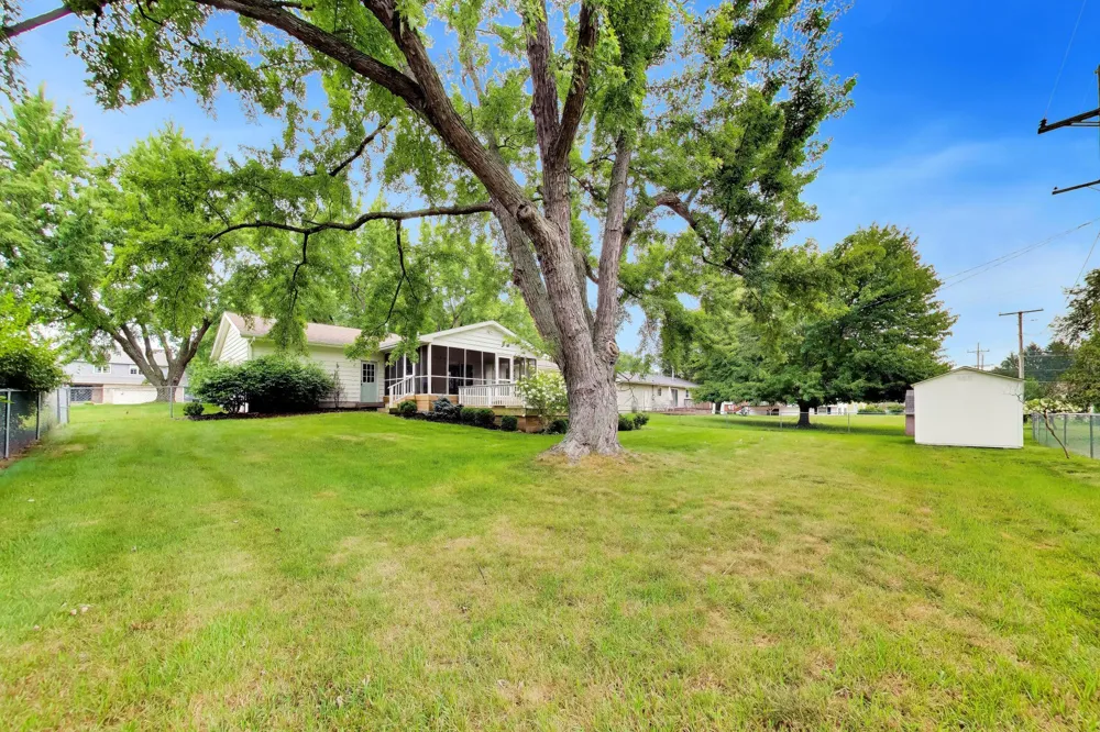 1342 Maiden Lane St. Joseph, MI 49085