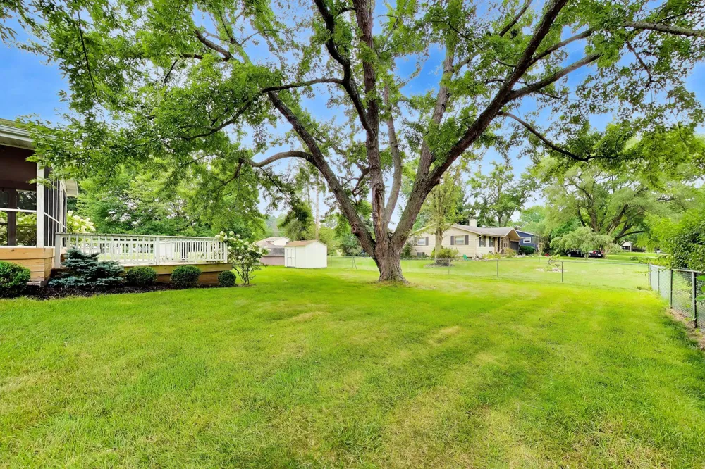 1342 Maiden Lane St. Joseph, MI 49085