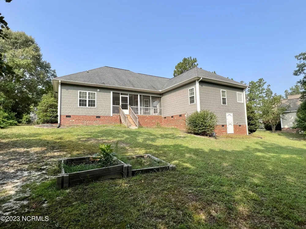 206 Sandy Springs Road Aberdeen, NC 28315