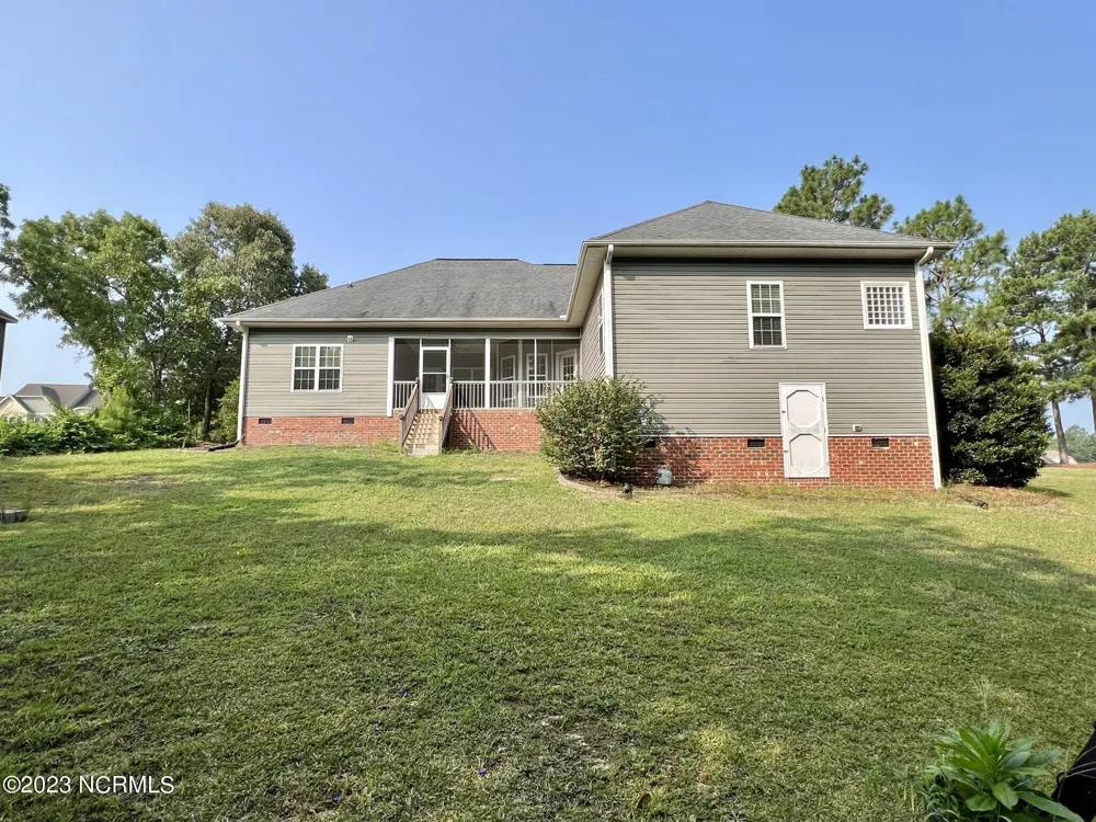 206 Sandy Springs Road Aberdeen, NC 28315