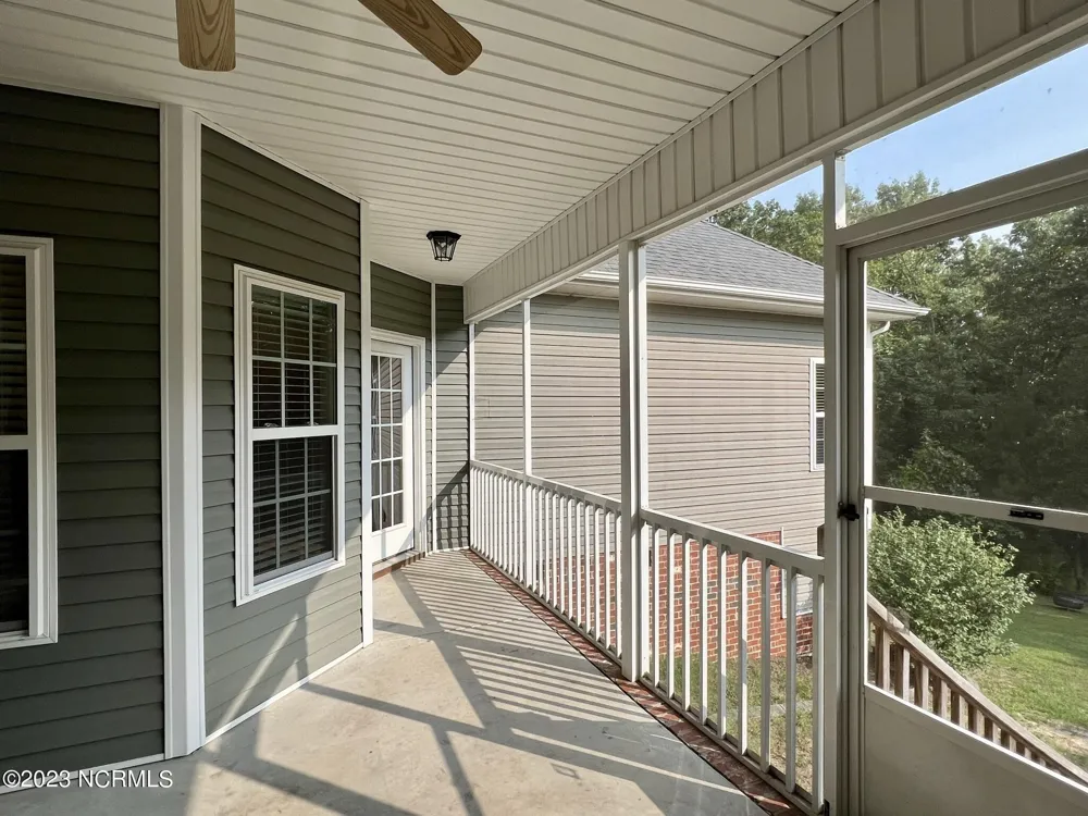 206 Sandy Springs Road Aberdeen, NC 28315