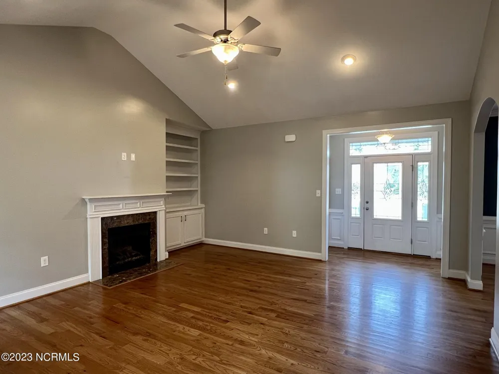 206 Sandy Springs Road Aberdeen, NC 28315