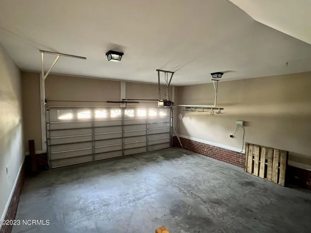 206 Sandy Springs Road Aberdeen, NC 28315