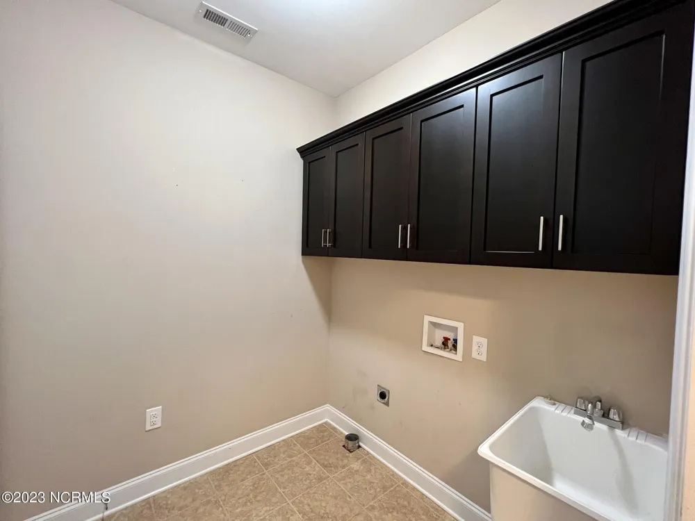 206 Sandy Springs Road Aberdeen, NC 28315