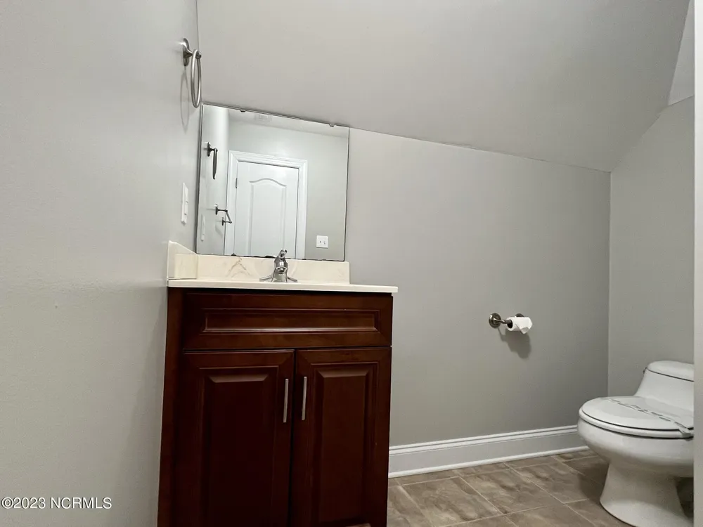 206 Sandy Springs Road Aberdeen, NC 28315