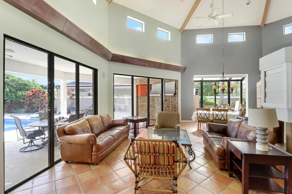 204 CHINOOK LANE Jupiter, FL 33458