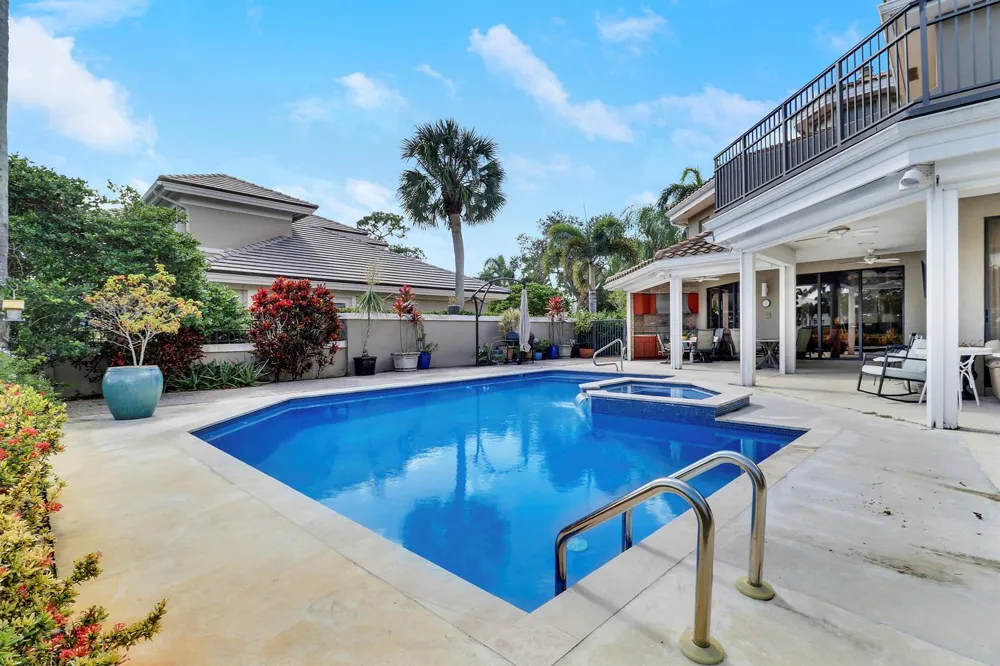 204 CHINOOK LANE Jupiter, FL 33458