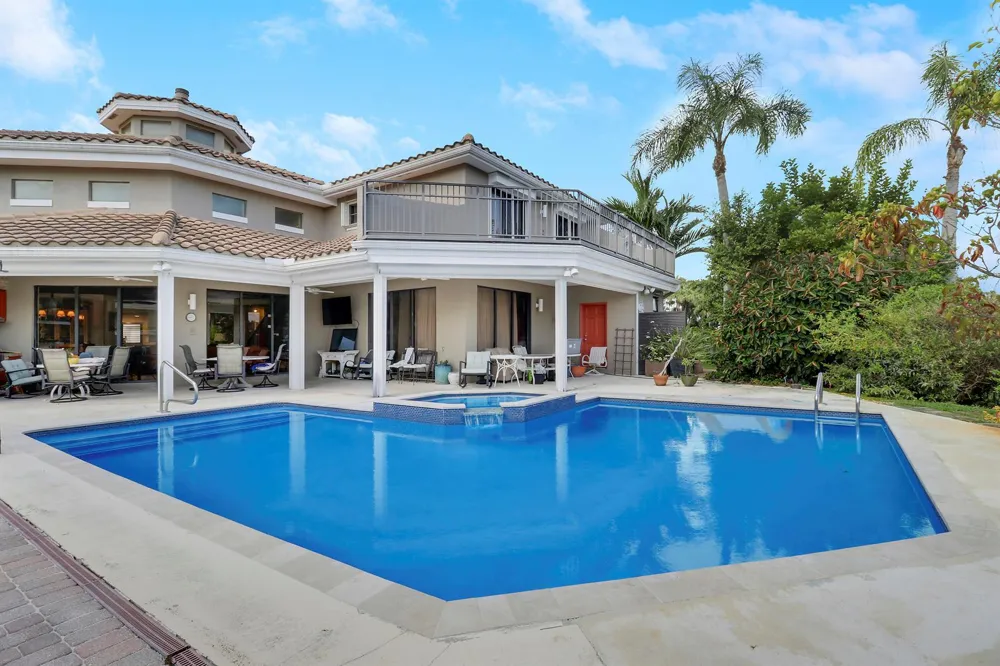 204 CHINOOK LANE Jupiter, FL 33458