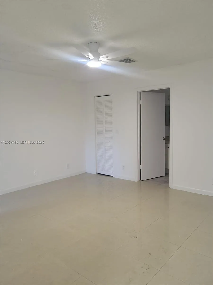 8075 NW 71st Ct #8075 Tamarac, FL 33321
