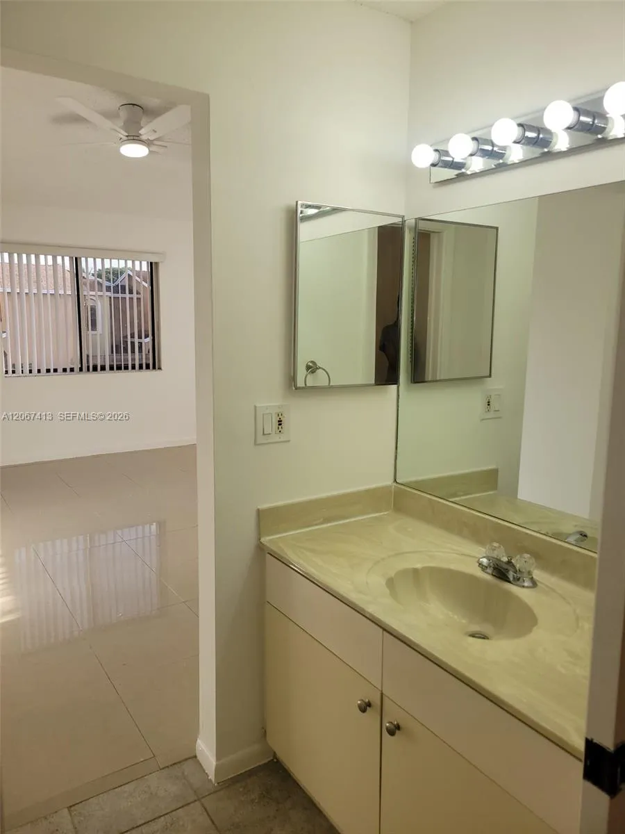 8075 NW 71st Ct #8075 Tamarac, FL 33321
