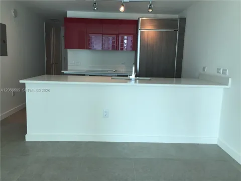 1100 S MIAMI AV #2911