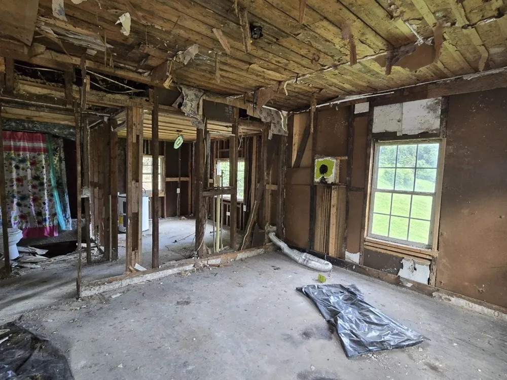 515 E Race St Kingston, TN 37763
