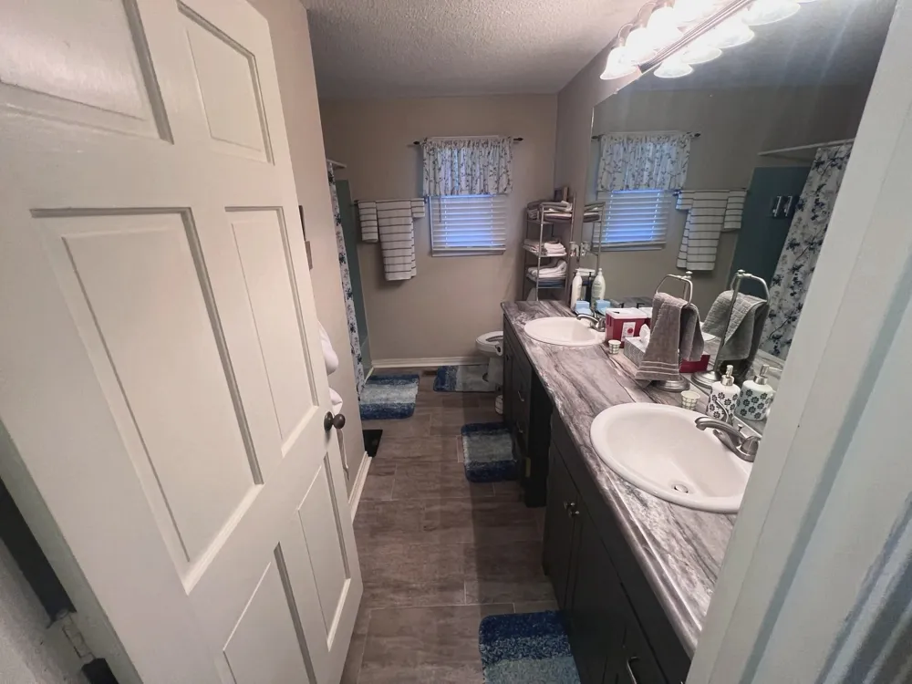 242 Graham Dr Linden, TN 37096