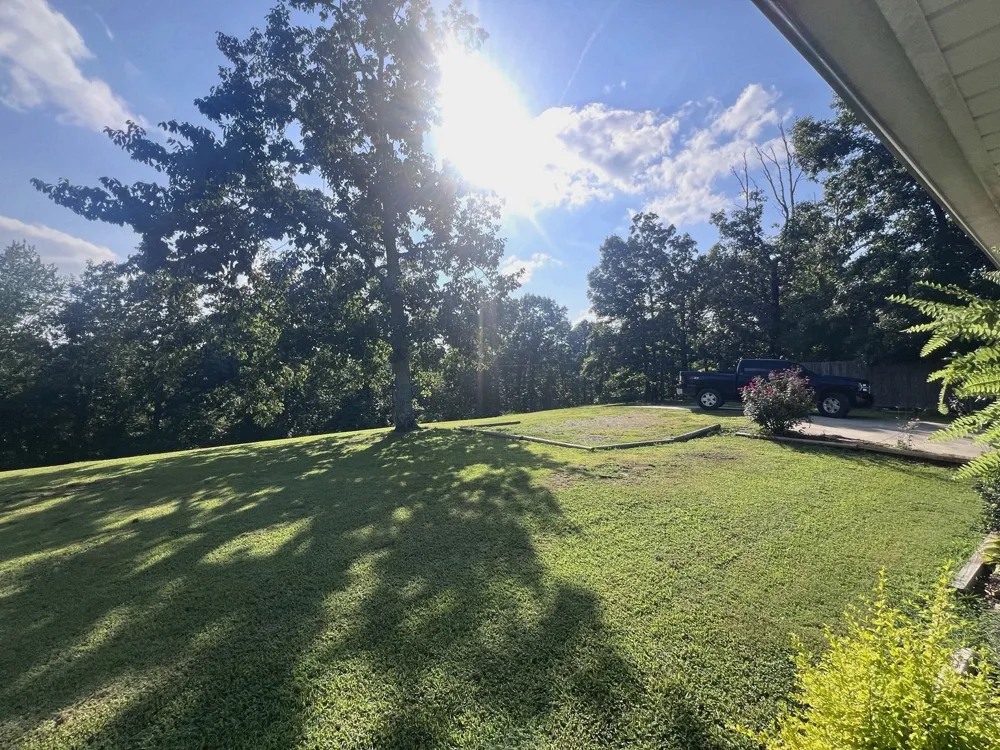 242 Graham Dr Linden, TN 37096