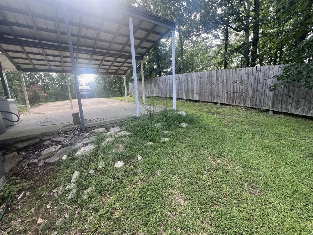 242 Graham Dr Linden, TN 37096