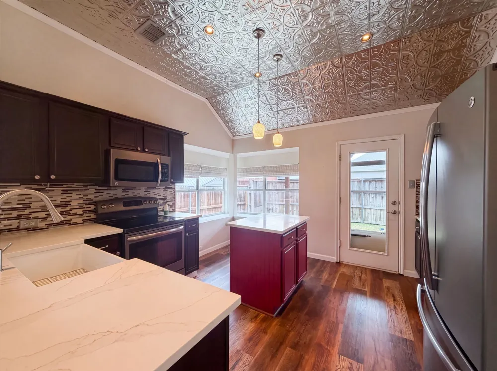 1688 Yellowstone Avenue Lewisville, TX 75077
