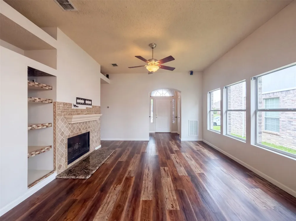 1688 Yellowstone Avenue Lewisville, TX 75077
