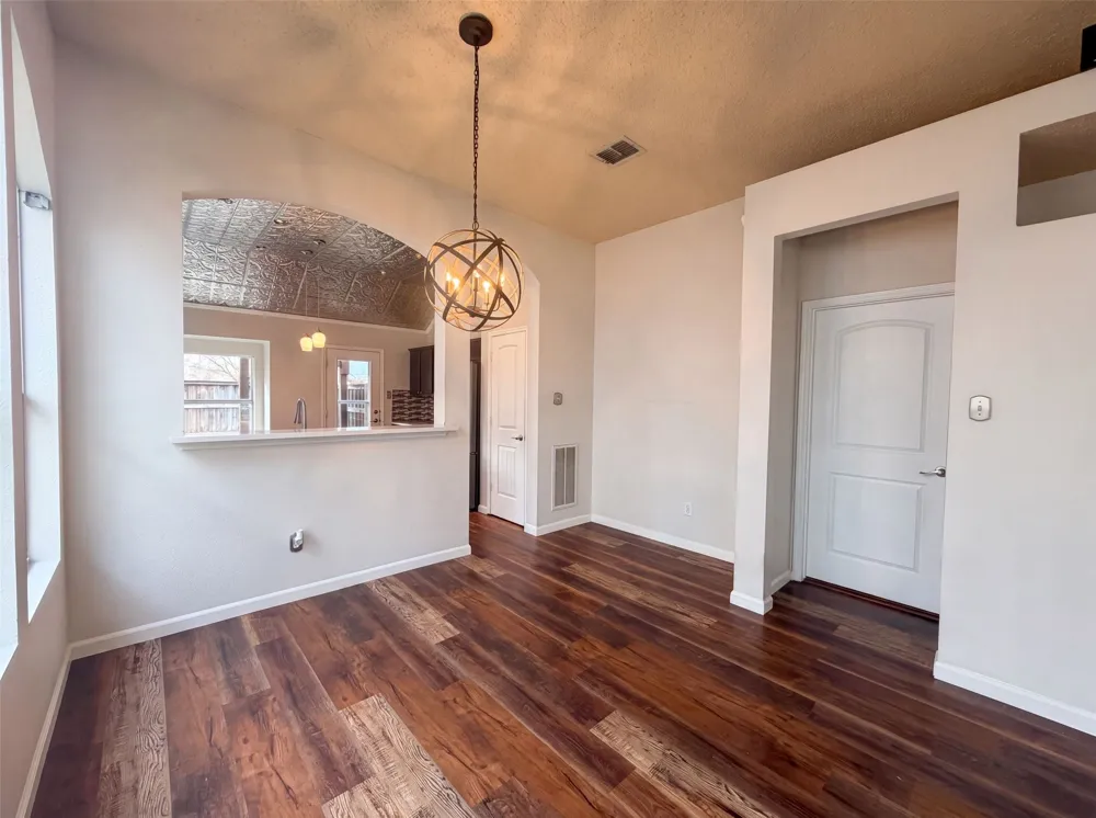 1688 Yellowstone Avenue Lewisville, TX 75077