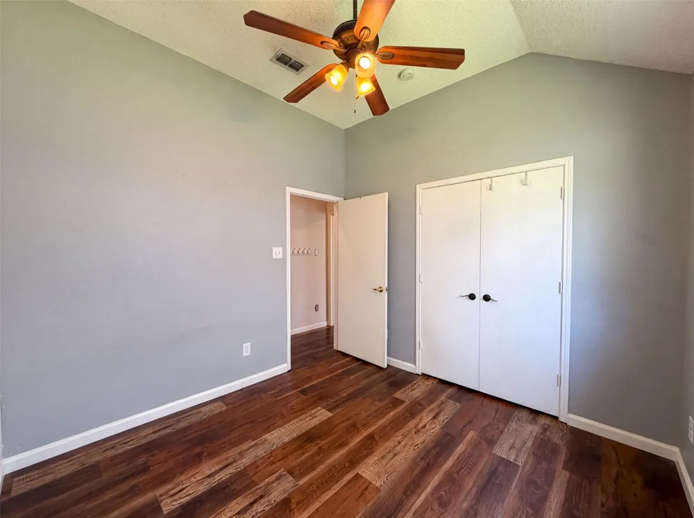 1688 Yellowstone Avenue Lewisville, TX 75077