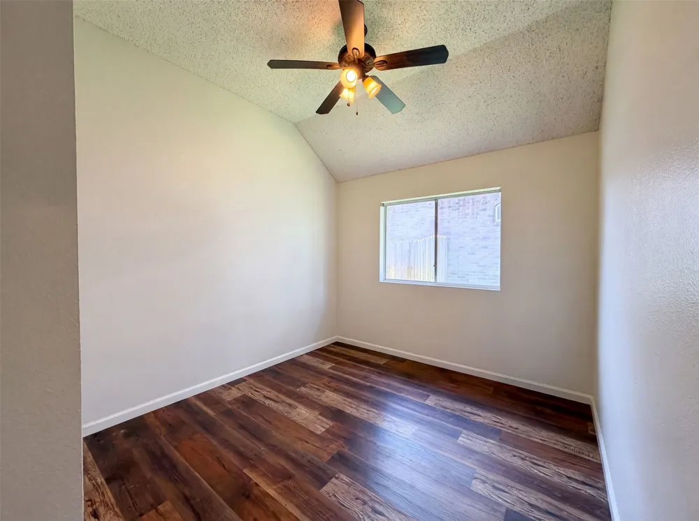 1688 Yellowstone Avenue Lewisville, TX 75077