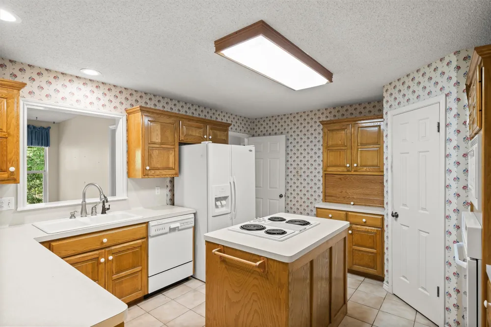 190 Blue Water Lane Holly Lake Ranch, TX 75765