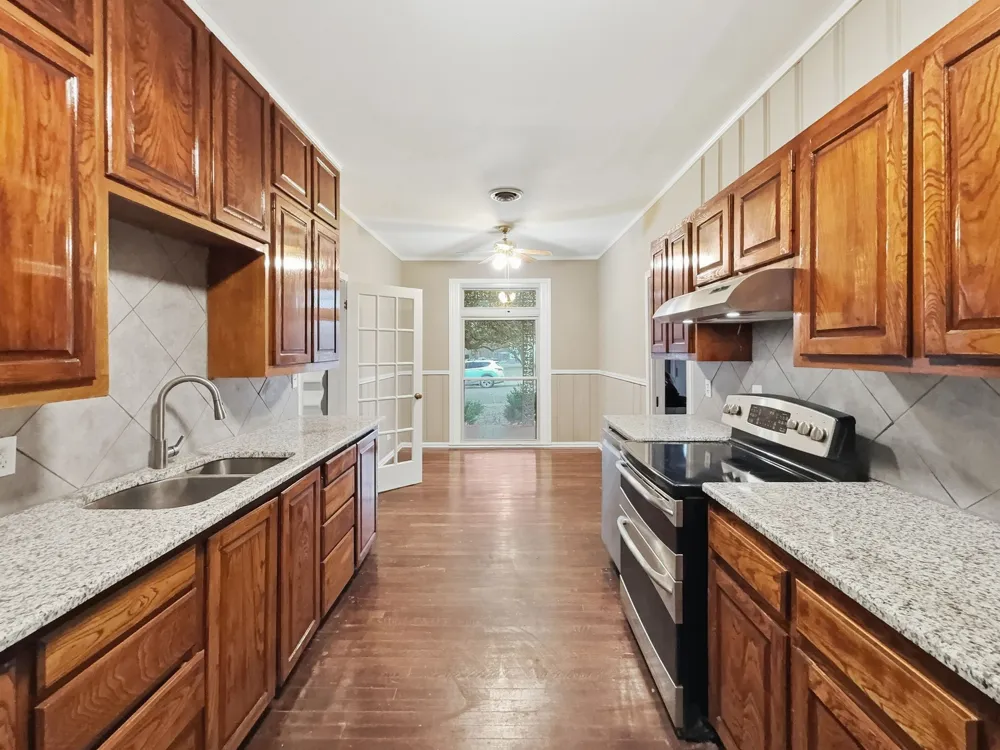 720 E Leslie Street Hamilton, TX 76531