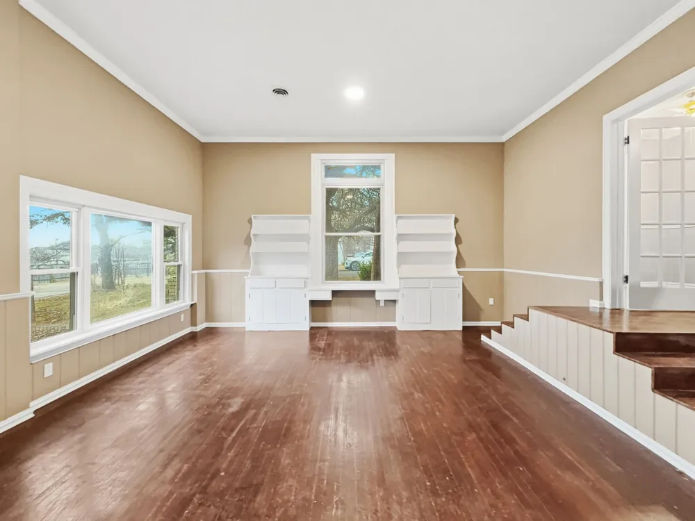 720 E Leslie Street Hamilton, TX 76531