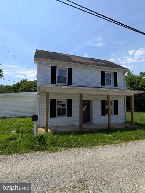 18003 DAVIS LANE
