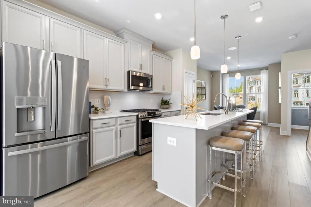 3509 DEAN DRIVE Hyattsville, MD 20782