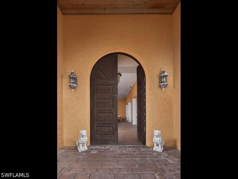 Anchor Court Marco Island, FL 34145