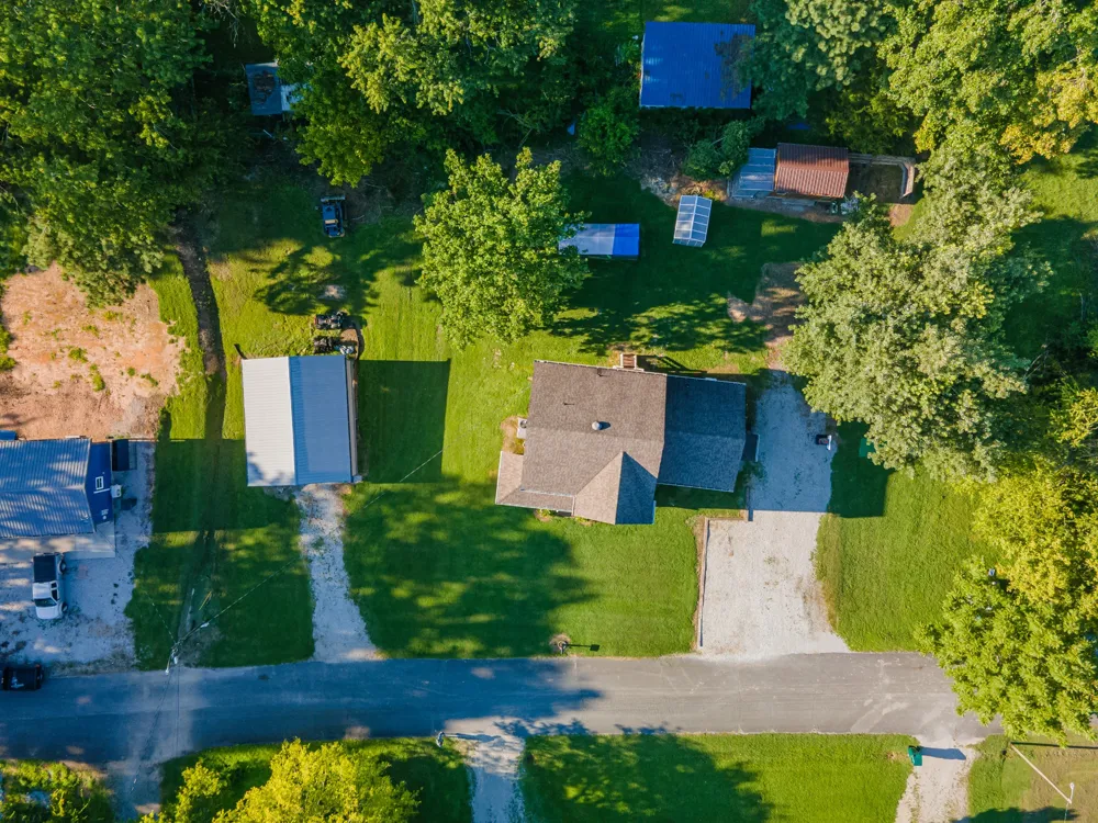 303 Borum Ave Hohenwald, TN 38462