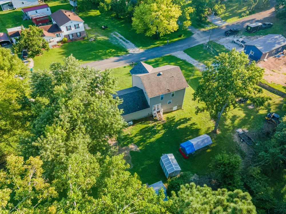 303 Borum Ave Hohenwald, TN 38462