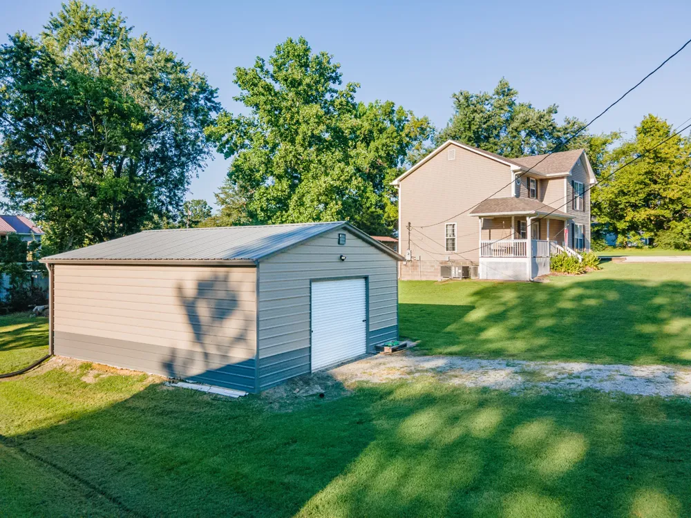 303 Borum Ave Hohenwald, TN 38462