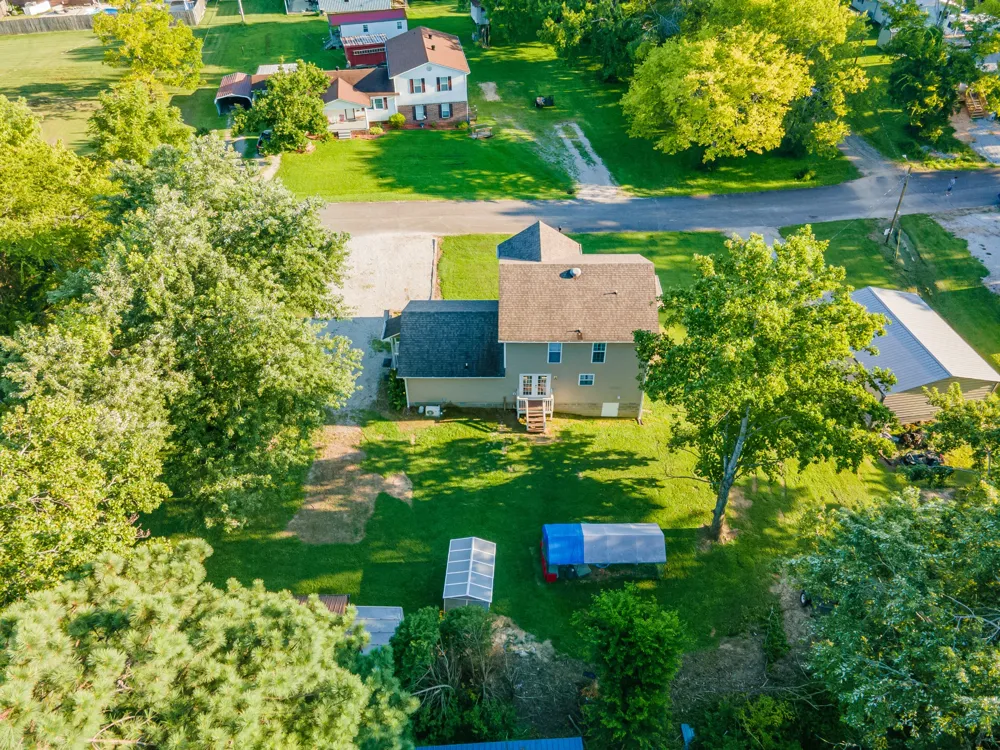 303 Borum Ave Hohenwald, TN 38462