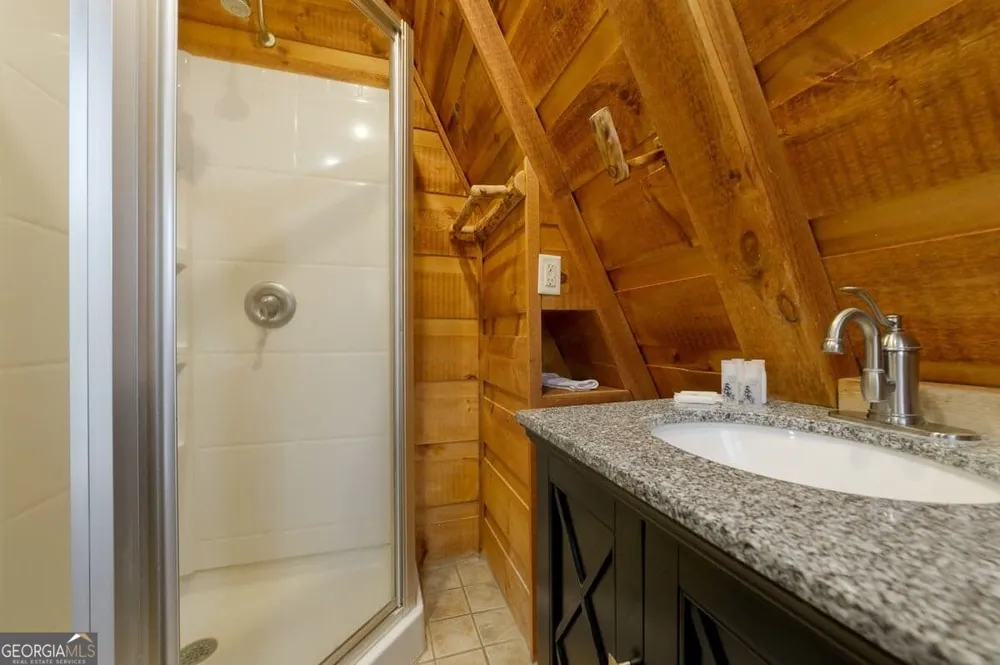 130 Mustang Creek RD Cleveland, GA 30528