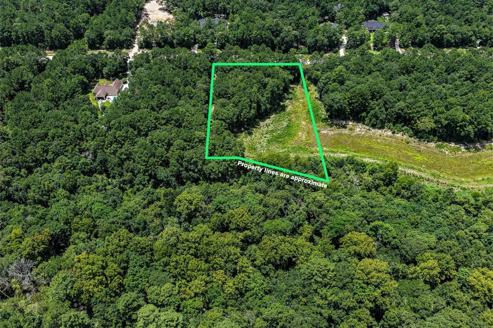 3 Sky Oak Lane Huntsville, TX 77340