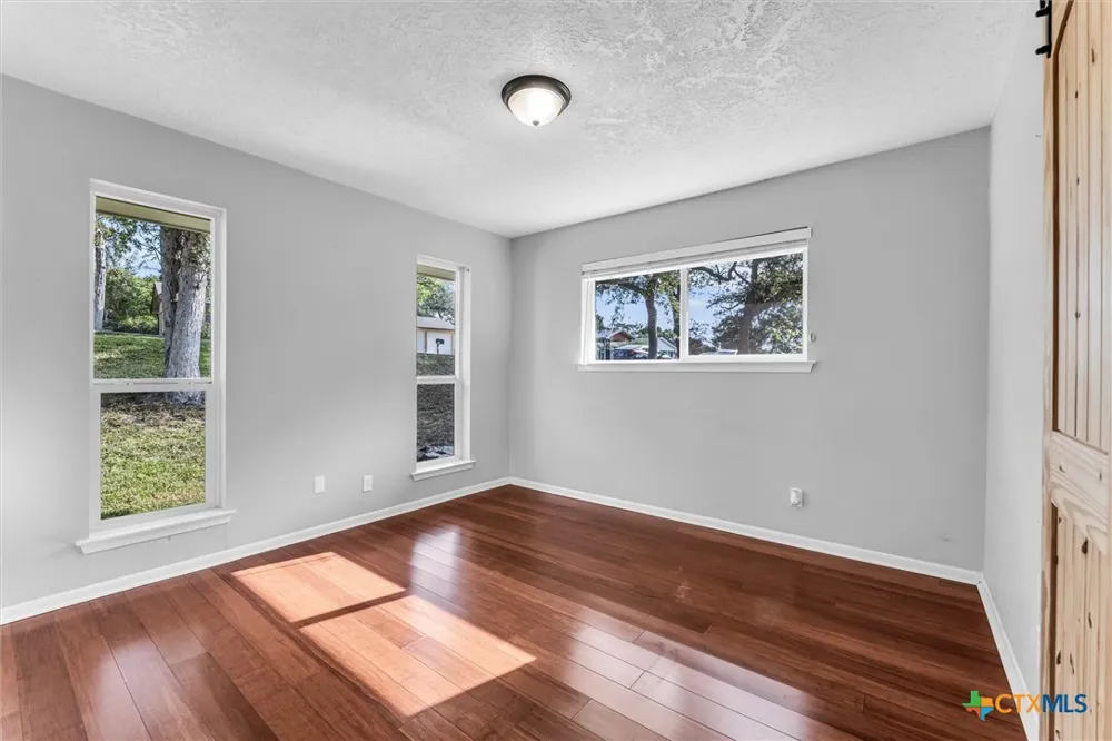 9730 Timberview Drive Woodway, TX 76712