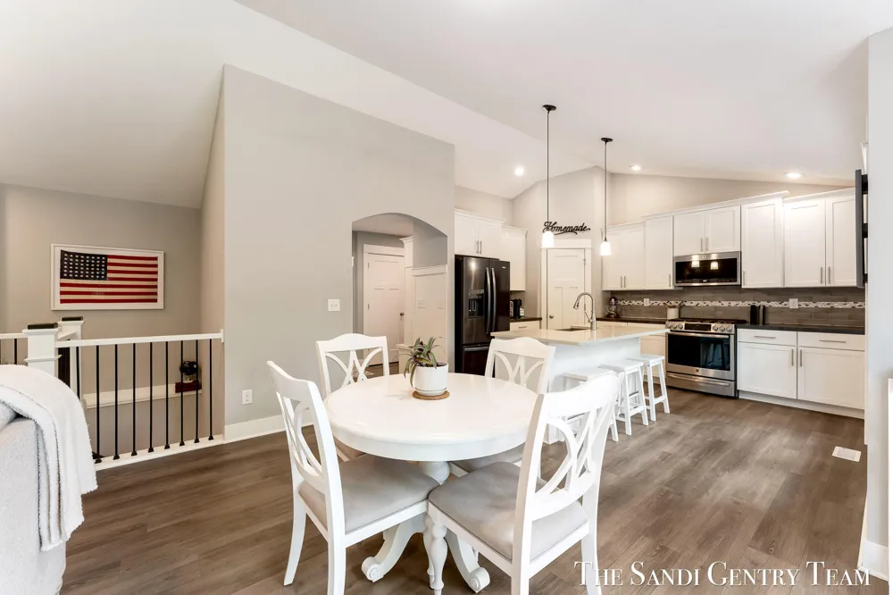 7285 Sue Marie Lane Muskegon, MI 49442