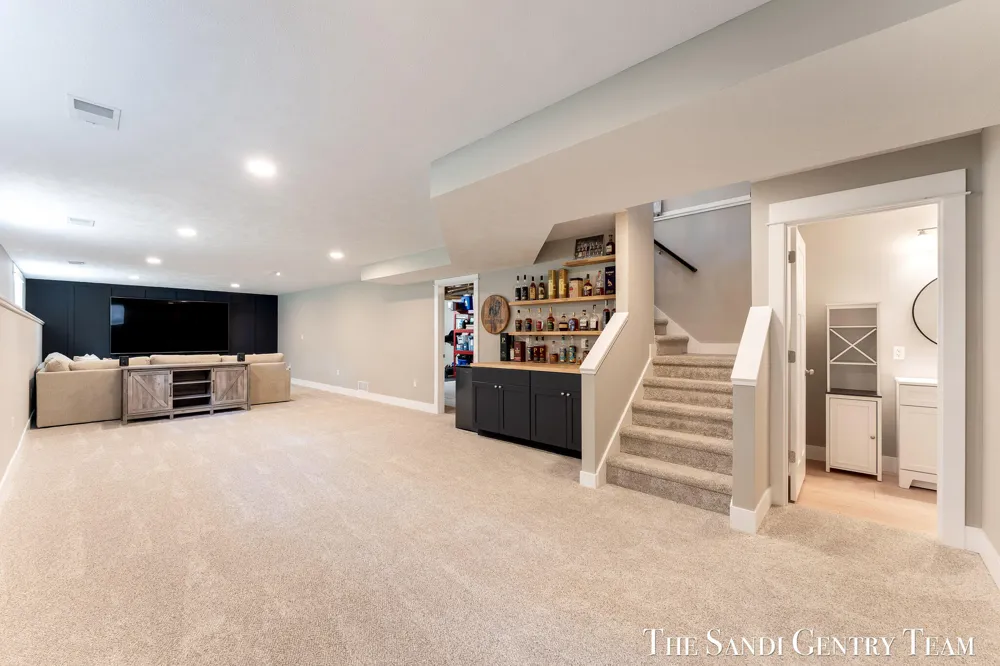 7285 Sue Marie Lane Muskegon, MI 49442