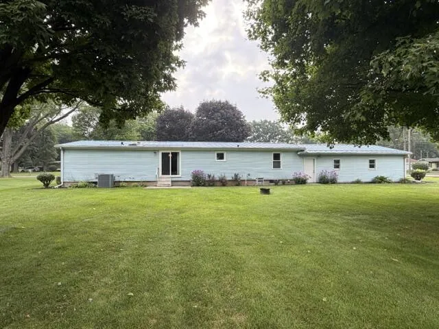 202 S Elm White Pigeon, MI 49099