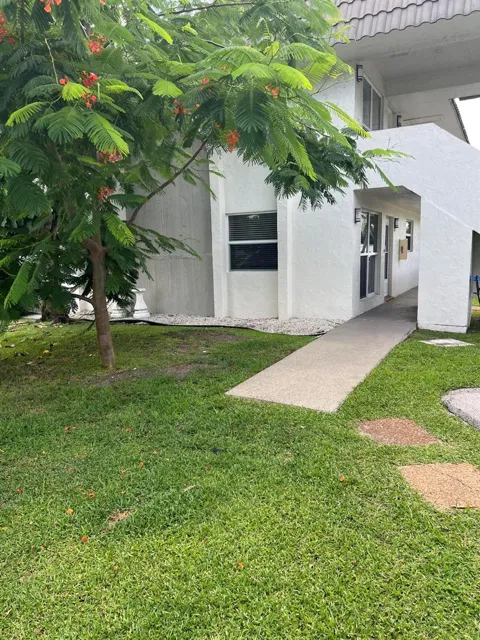55 SE 14TH STREET #1010