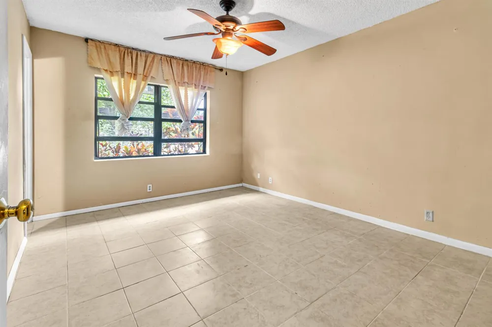 9522 Affirmed Lane Boca Raton, FL 33496