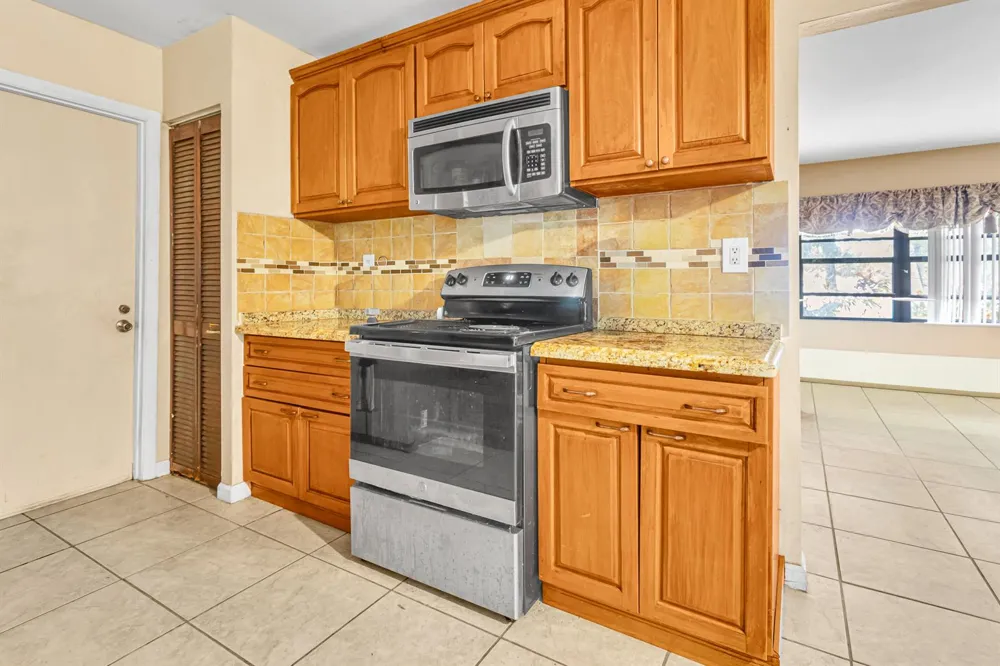 9522 Affirmed Lane Boca Raton, FL 33496