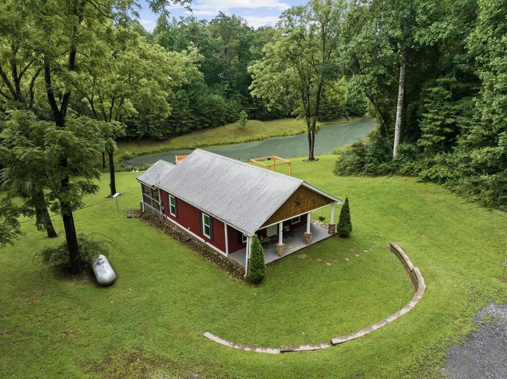 30 Seabolt Morganton, GA 30560